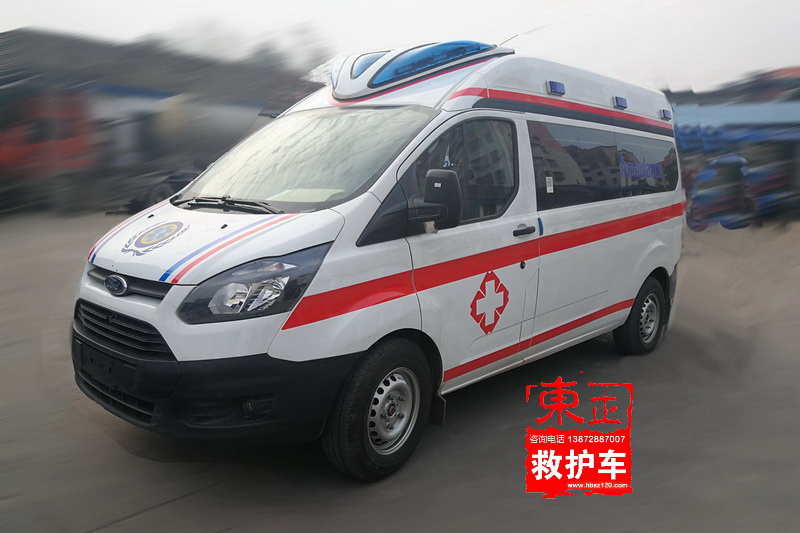 江铃福特新全顺中轴国五、国六排放中顶救护车V362（异形顶）图片2