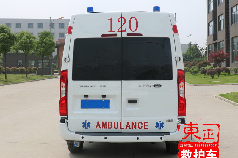 新世代短轴中顶救护车V348监护型照片3